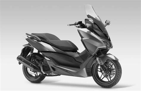 5 Alasan Harga Honda Forza 125 Bekas di Bawah 15 Juta Bikin Dompet Senyum Lebar! 5 Alasan Harga Honda Forza 125 Bekas di Bawah 15 Juta Bikin Dompet Senyum Lebar!