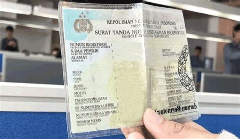 5 Cara Melihat STNK Motor dengan Cepat dan Mudah, Wajib Tahu! 5 Cara Melihat STNK Motor dengan Cepat dan Mudah, Wajib Tahu!