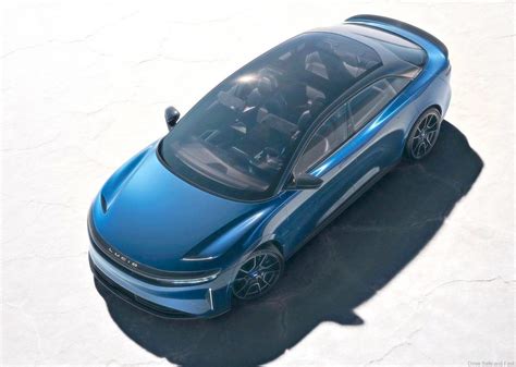 5 Mobil Listrik Tercepat di Dunia 2023! ⚡ 5 Mobil Listrik Tercepat di Dunia 2023! ⚡