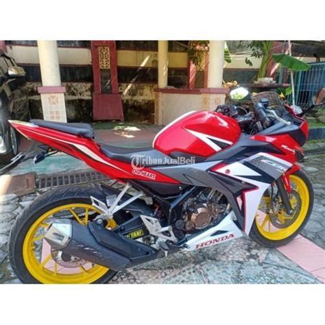 5 Sepeda Motor Bekas Terlaris 2023: Harga Meriah, Spek Gak Kaleng-kalengan! 💥 🏍️ 💰 5 Sepeda Motor Bekas Terlaris 2023: Harga Meriah, Spek Gak Kaleng-kalengan! 💥 🏍️ 💰